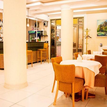 Altyn Dala Hotel Astana Luaran gambar