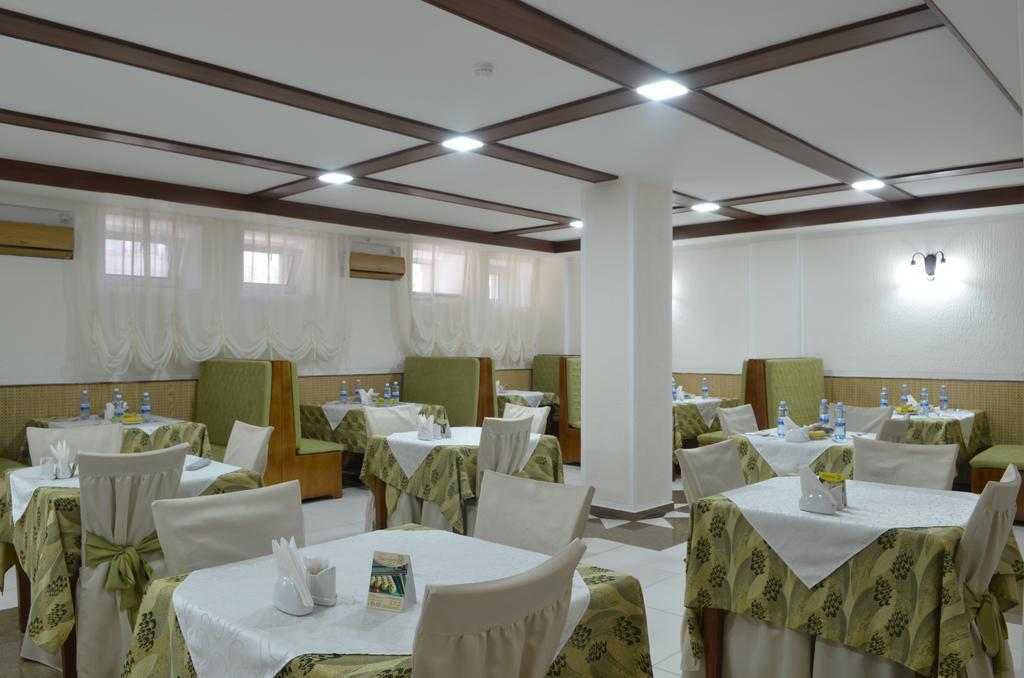 Altyn Dala Hotel Astana Luaran gambar