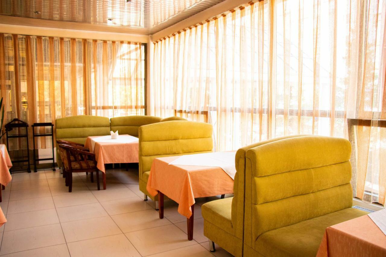 Altyn Dala Hotel Astana Luaran gambar