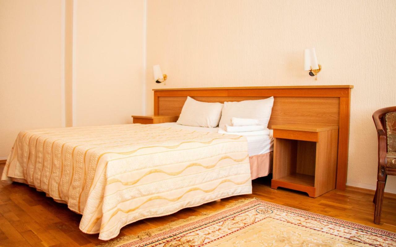Altyn Dala Hotel Astana Luaran gambar
