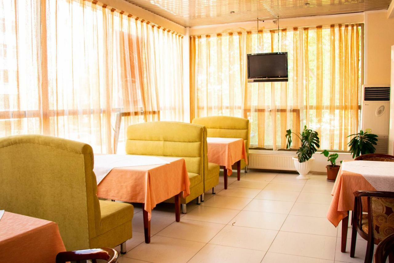 Altyn Dala Hotel Astana Luaran gambar